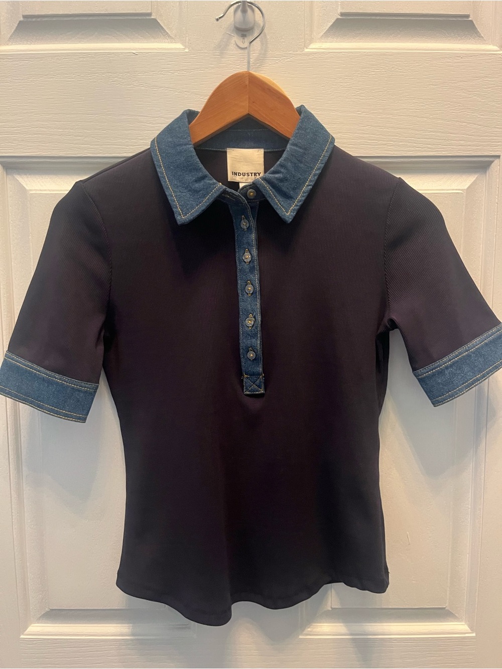NWT INDUSTRY WOMEN'S NAVY POLO WITH DENIM ACCENT- SMALL